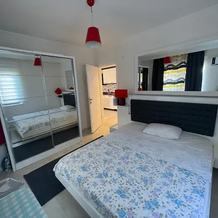Alanya Merkezde Full Aktiviteli 1+1 Esyali Daire *
